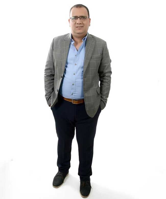 طبيب بيطرى يساهم في دعم جهود الدولة في مقاومة المرض داخل مصر وفى محيطها العربى والأفريقى  طبيب بيطرى يساهم في دعم جهود الدولة في مقاومة المرض داخل مصر وفى محيطها العربى والأفريقى